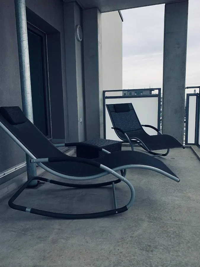 Apartment Mit Penthouse Charakter In Dresden