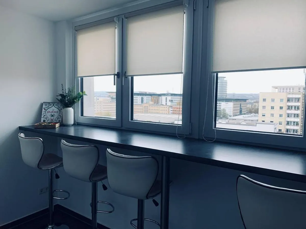 Apartment Mit Penthouse Charakter In Dresden 0*,
