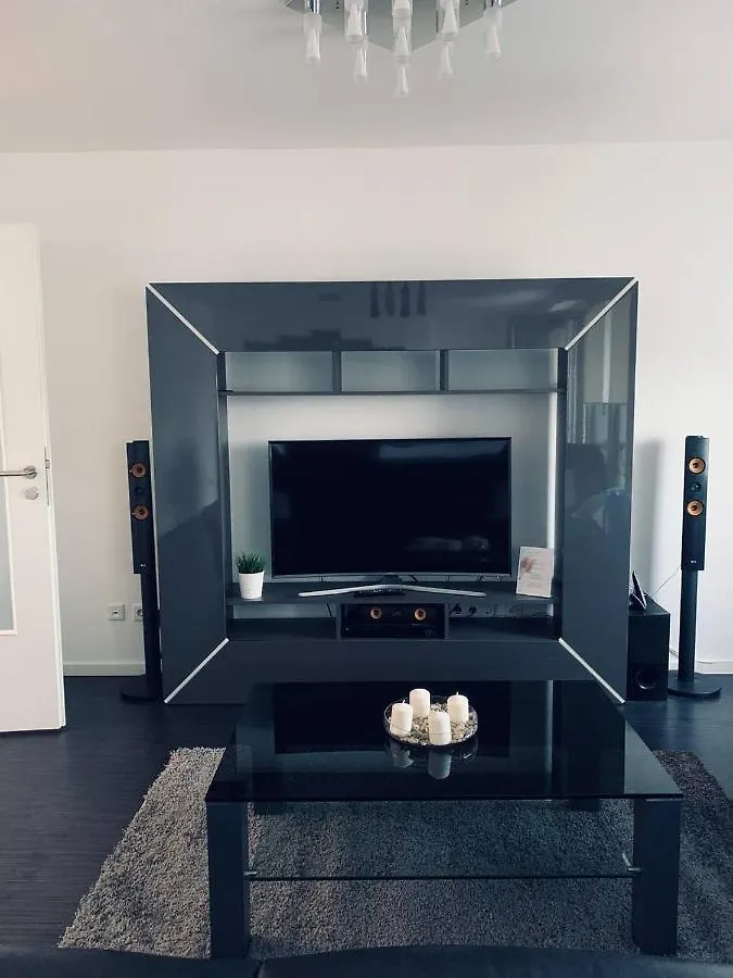 Apartment Mit Penthouse Charakter In Dresden Germany