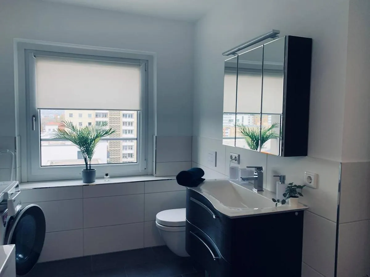 Apartment Mit Penthouse Charakter In Dresden